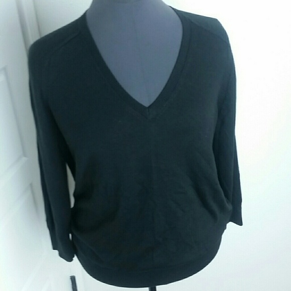 ANN TAYLOR LOFT l Black knit V neck pullover B5 - Picture 1 of 7